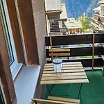 Schoene Nr.26 Im Haus Opal 格雷兴