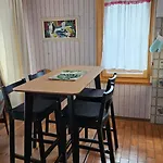 Schoene Nr.26 Im Haus Opal * 格雷兴