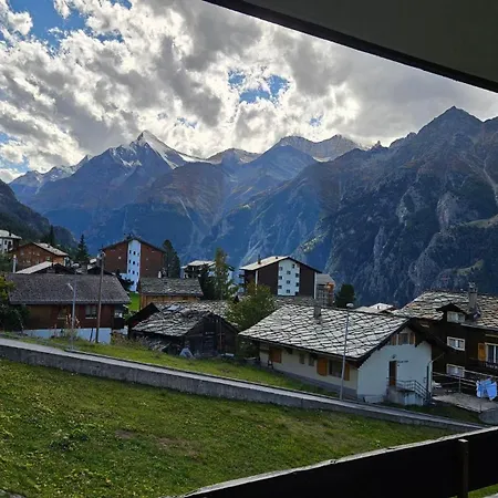 Schoene Nr.26 Im Haus Opal Grächen