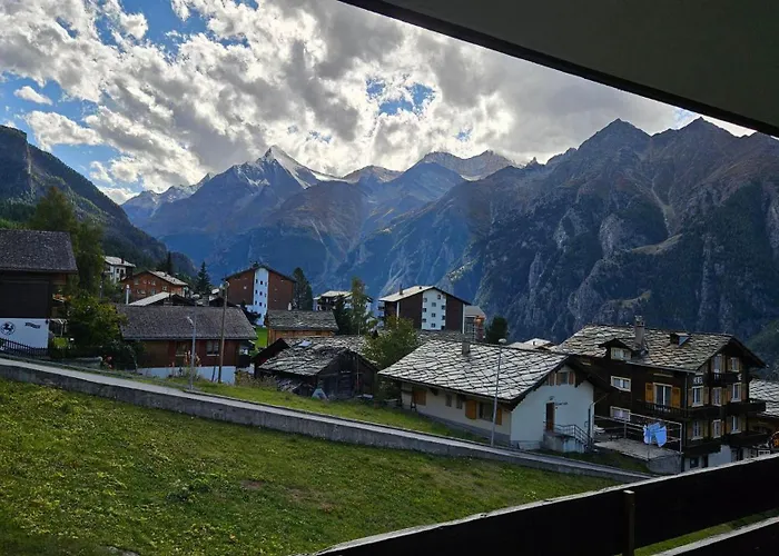 Schoene Nr.26 Im Haus Opal Grächen